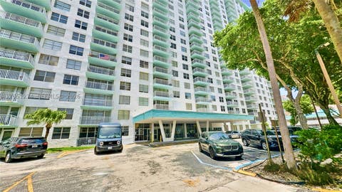 Photo of 301 174th St #1907, Sunny Isles Beach, FL 33160 (MLS # A12051274)