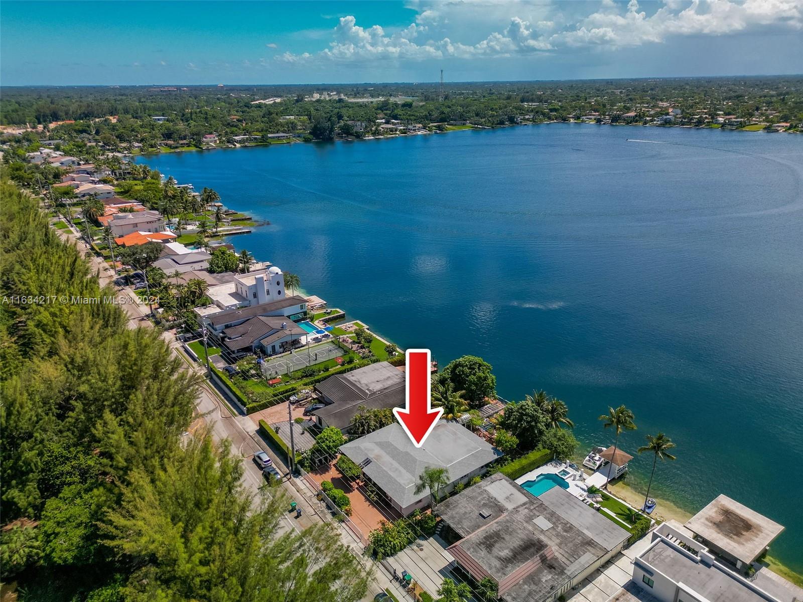 LAKE CATALINA - Residential