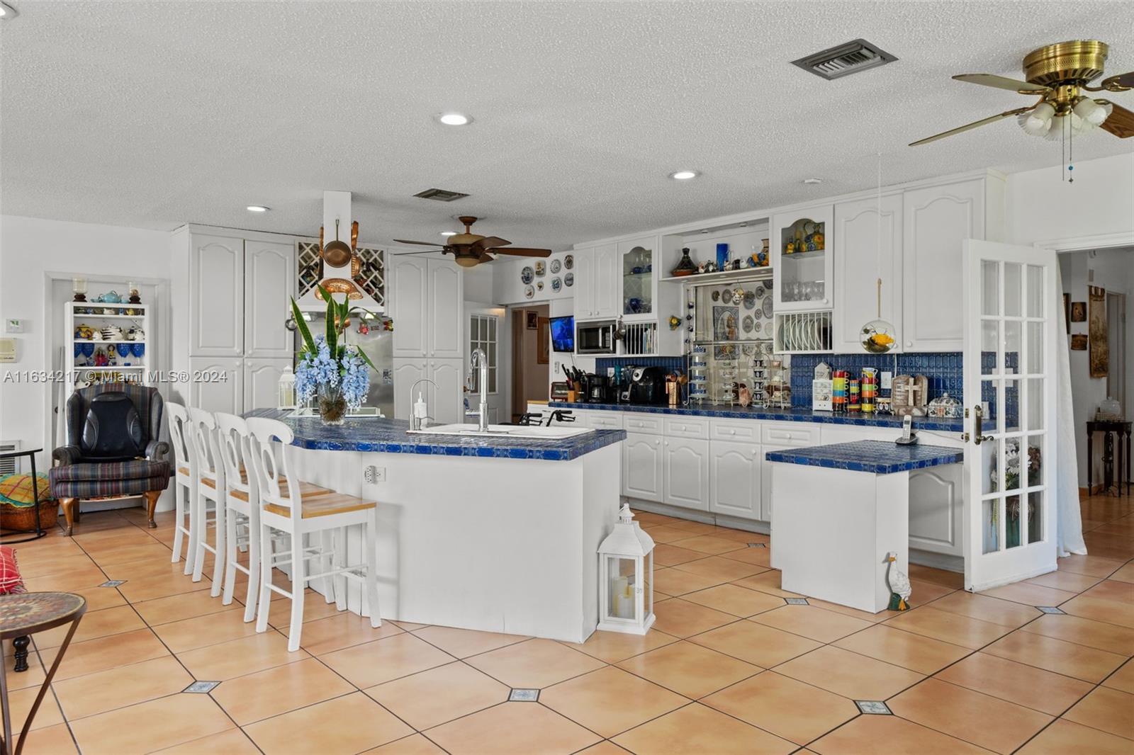 LAKE CATALINA - Residential