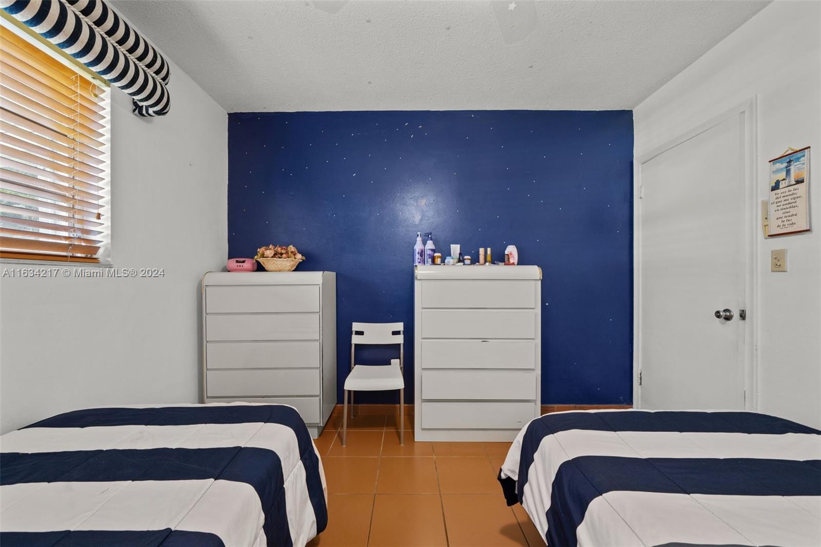 LAKE CATALINA - Residential