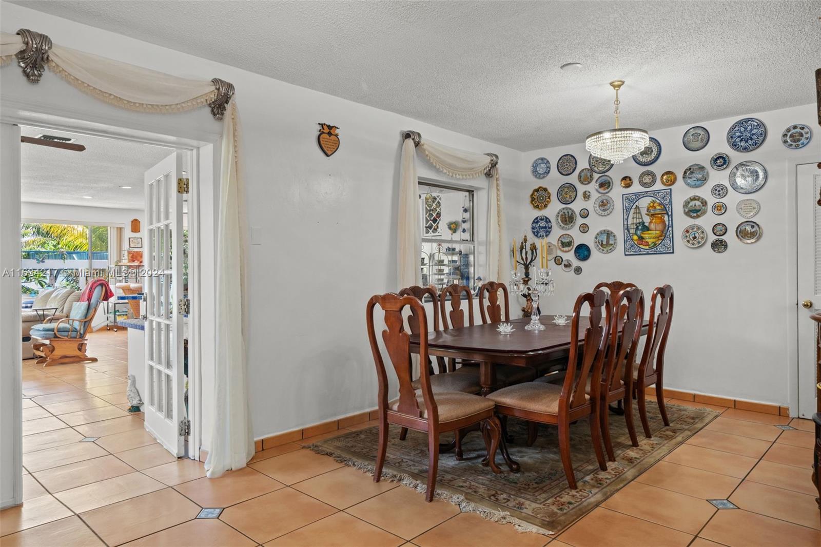 LAKE CATALINA - Residential