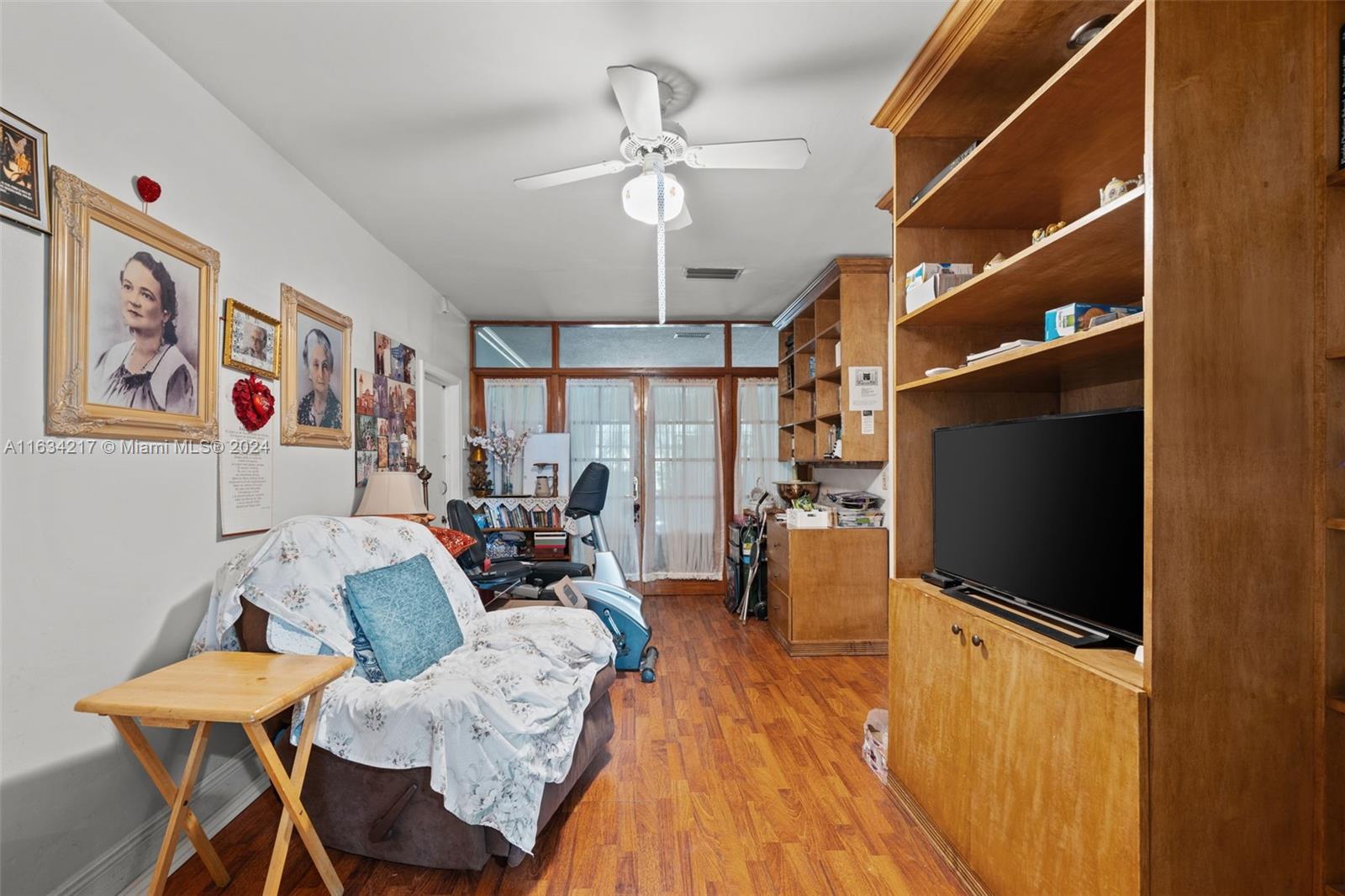 LAKE CATALINA - Residential