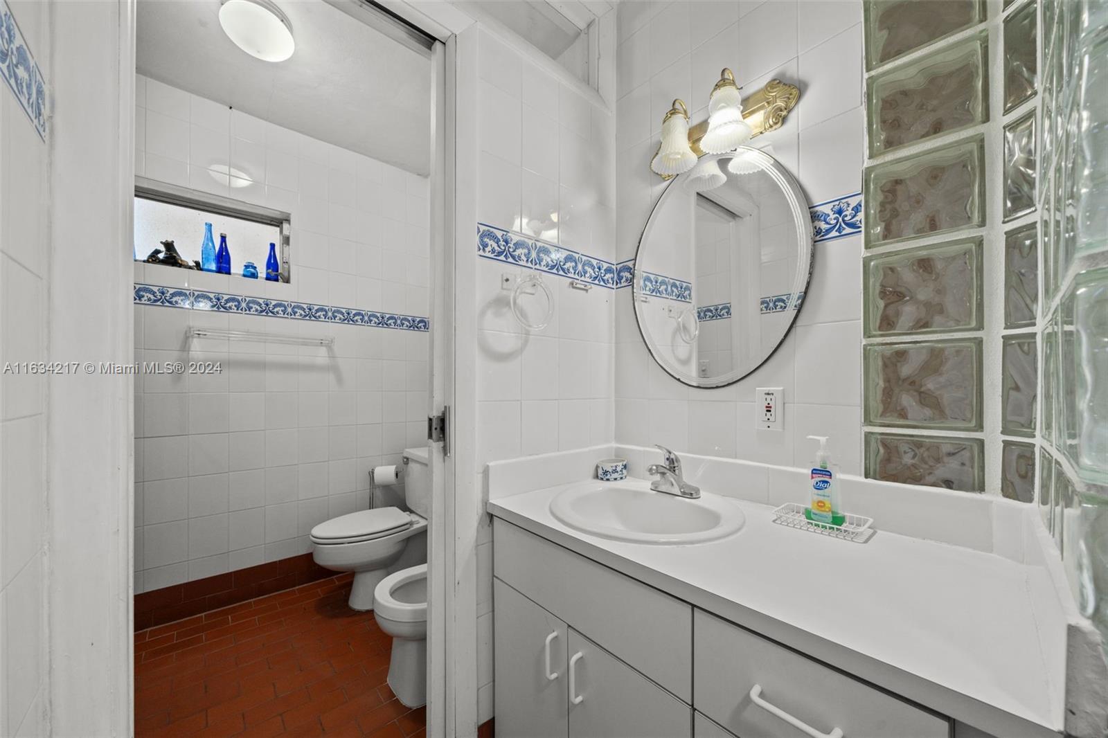 LAKE CATALINA - Residential