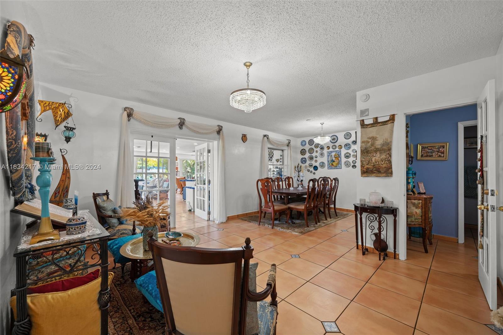 LAKE CATALINA - Residential