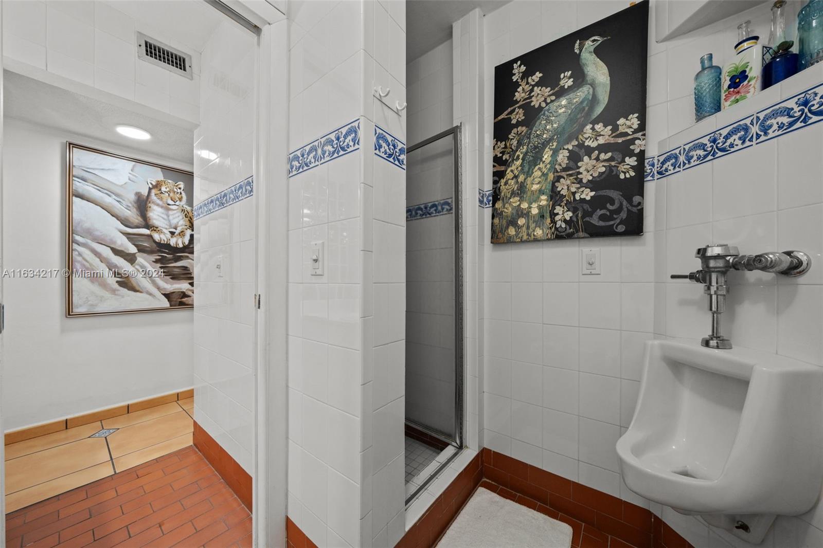 LAKE CATALINA - Residential