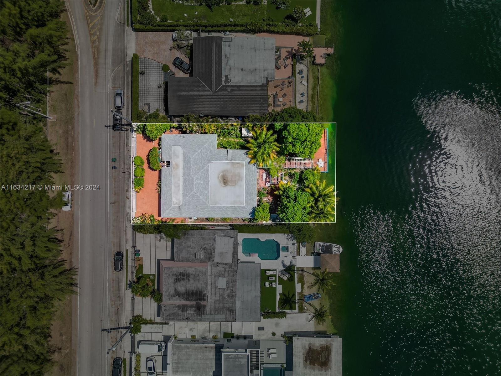 LAKE CATALINA - Residential