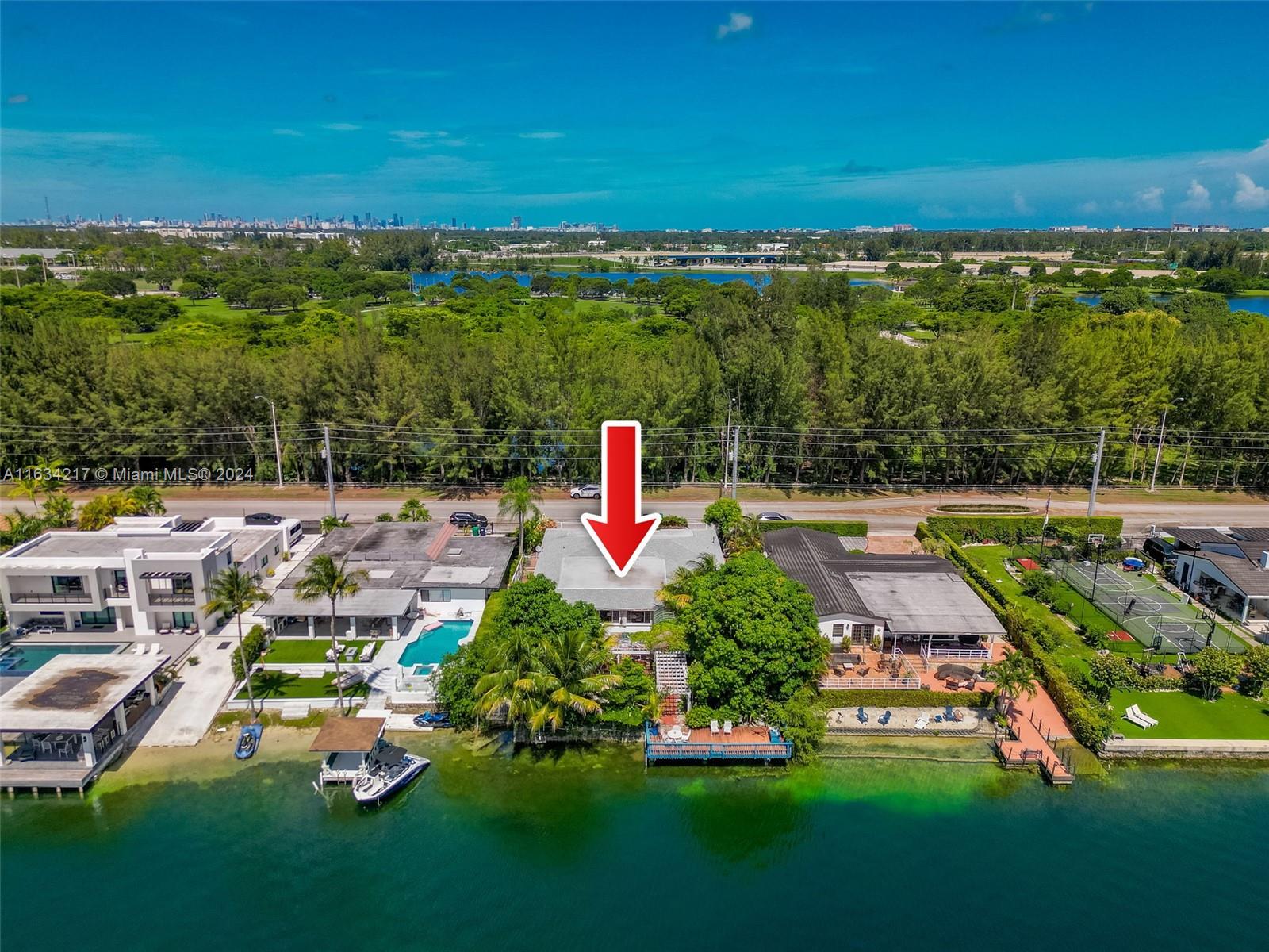 LAKE CATALINA - Residential