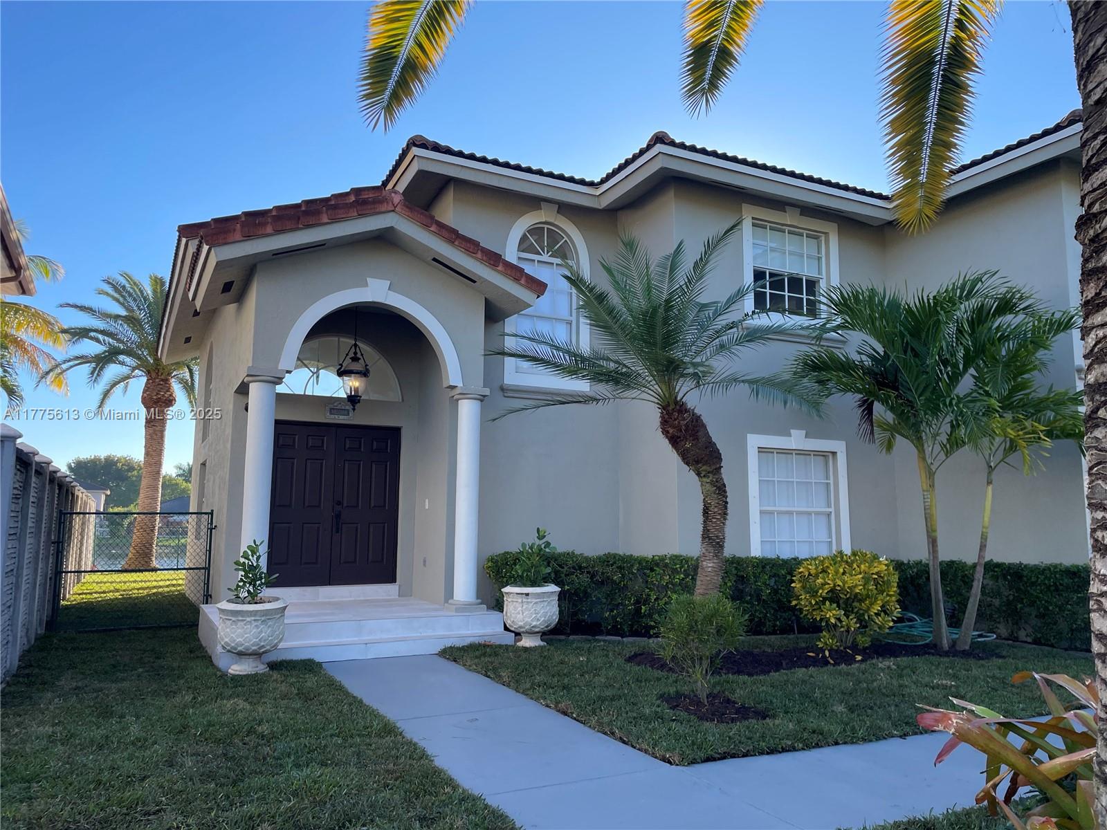 Rental Property at 4371 Sw 159th Path, Miami, Broward County, Florida - Bedrooms: 5 
Bathrooms: 3  - $4,700 MO.