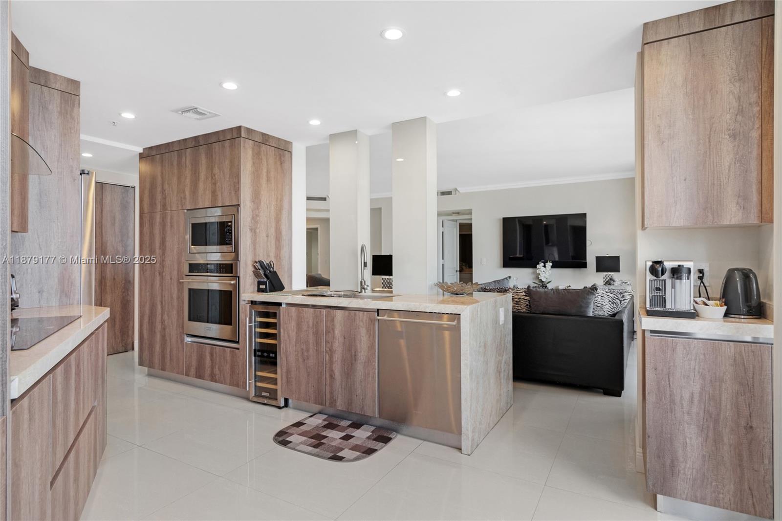 THREE TEQUESTA POINT COND - Residential Lease