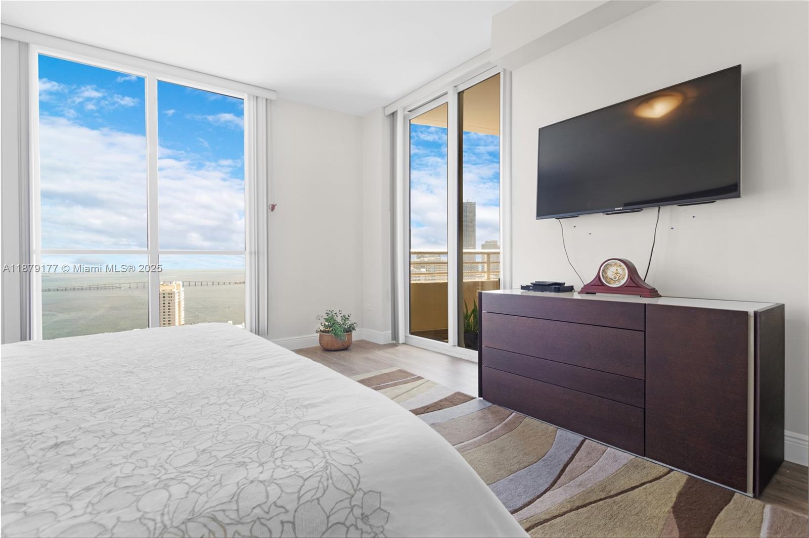 THREE TEQUESTA POINT COND - Residential Lease