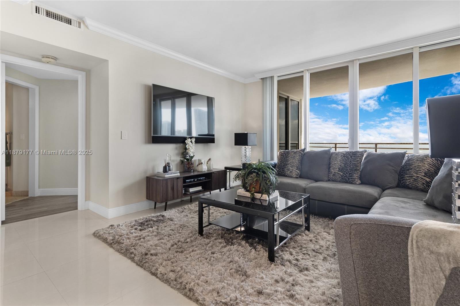 THREE TEQUESTA POINT COND - Residential Lease