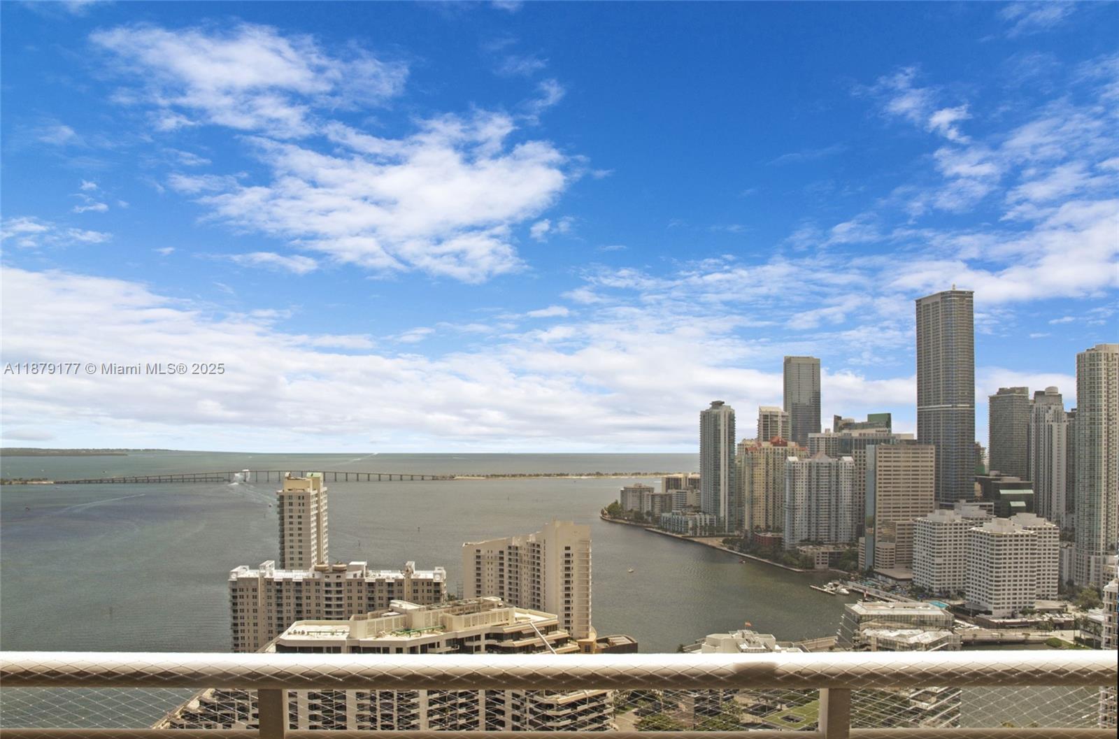 848 Brickell Key Dr 3905