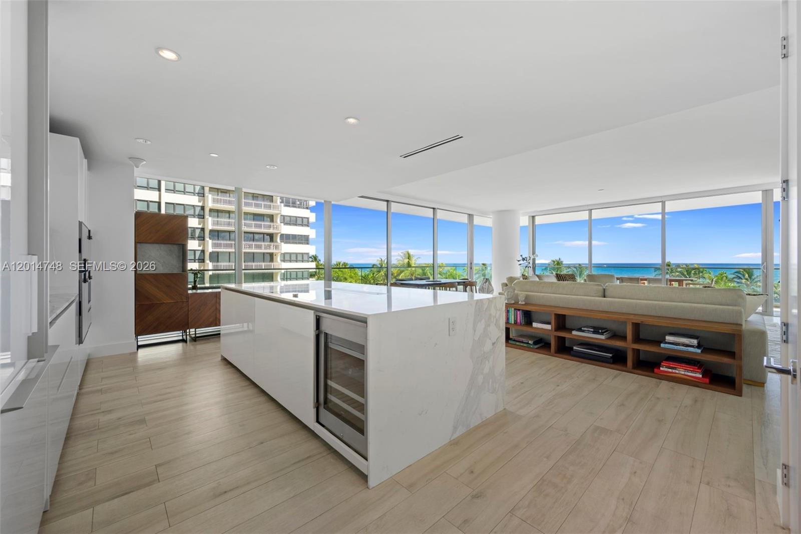 OCEANA BAL HARBOUR CONDO - Residential Lease