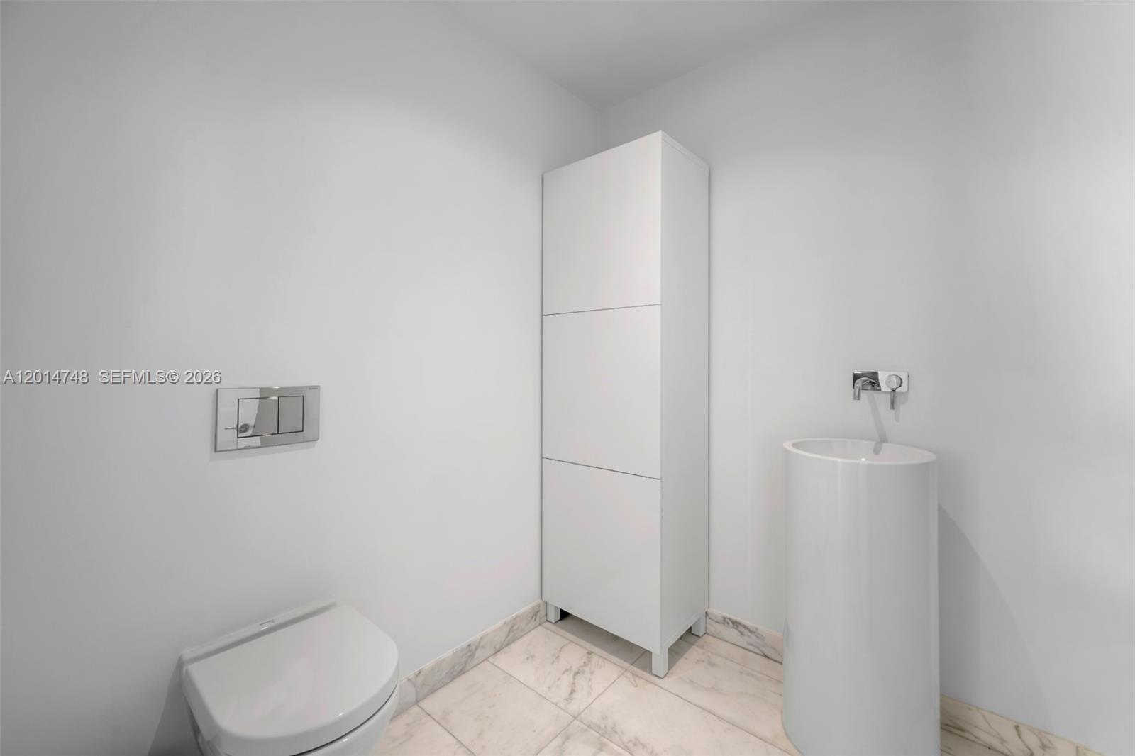 OCEANA BAL HARBOUR CONDO - Residential Lease
