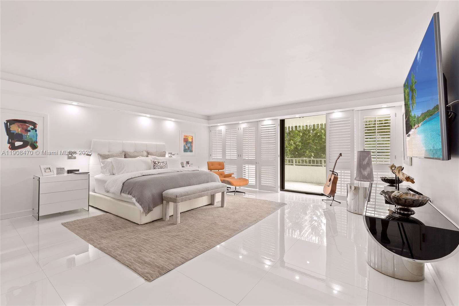 KENILWORTH CONDO - Residential