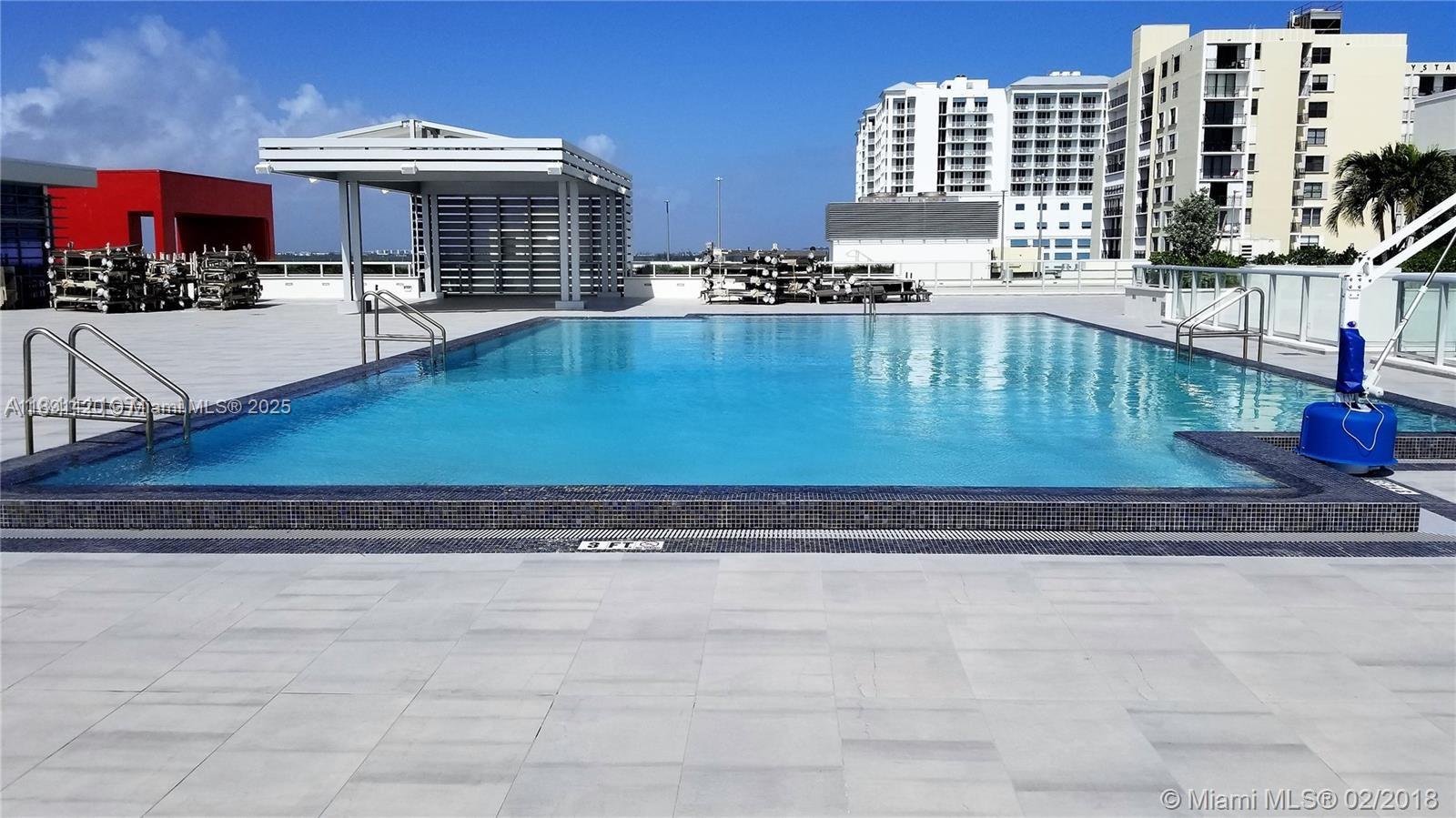 COSTA HOLLYWOOD CONDO - Residential