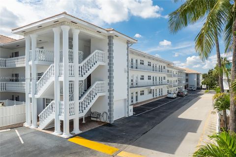 A home in Lauderdale By The Sea