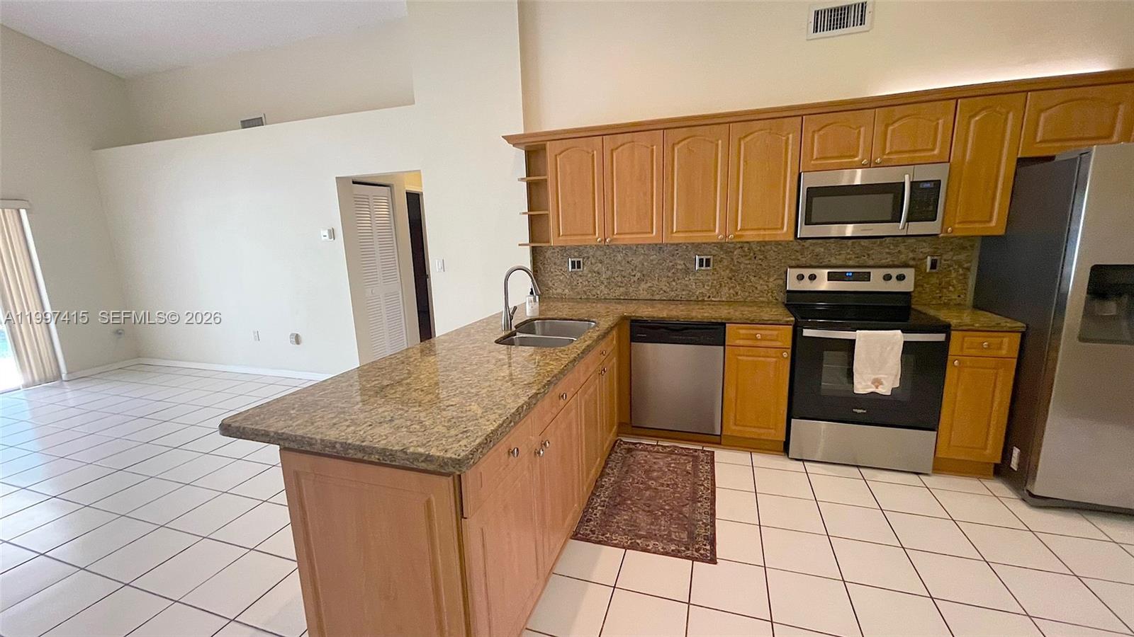 WEST ESPLANADE - Residential