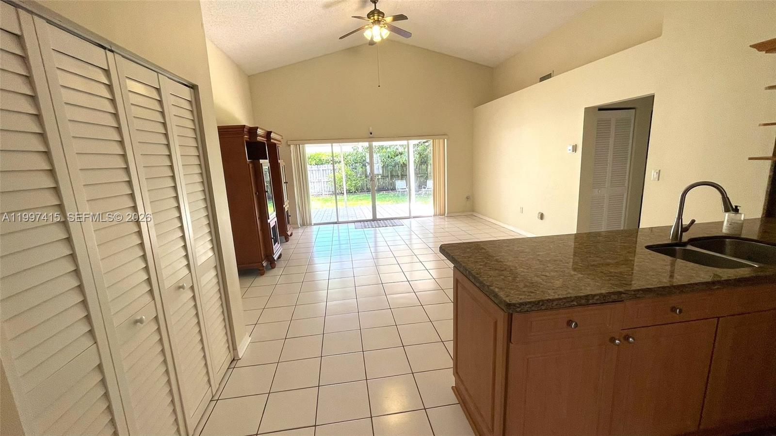 WEST ESPLANADE - Residential