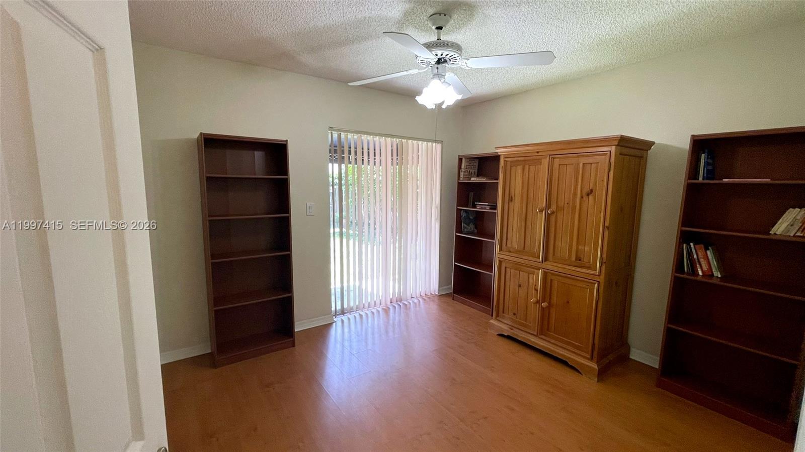 WEST ESPLANADE - Residential