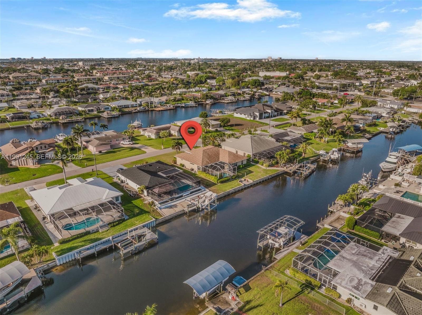 CAPE CORAL - Residential