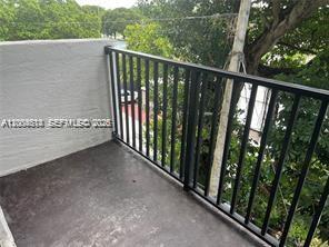 LANCASTER CONDO - Residential