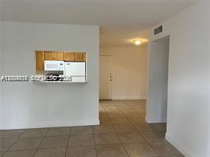 LANCASTER CONDO - Residential