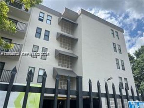 Photo of 6950 W 6th Ave #415, Hialeah, FL 33014 (MLS # A12004614)