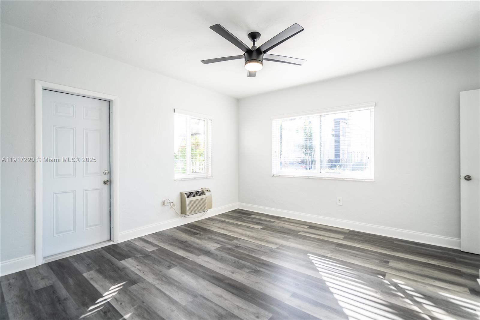 Altos Del Mar 03 - Residential Lease