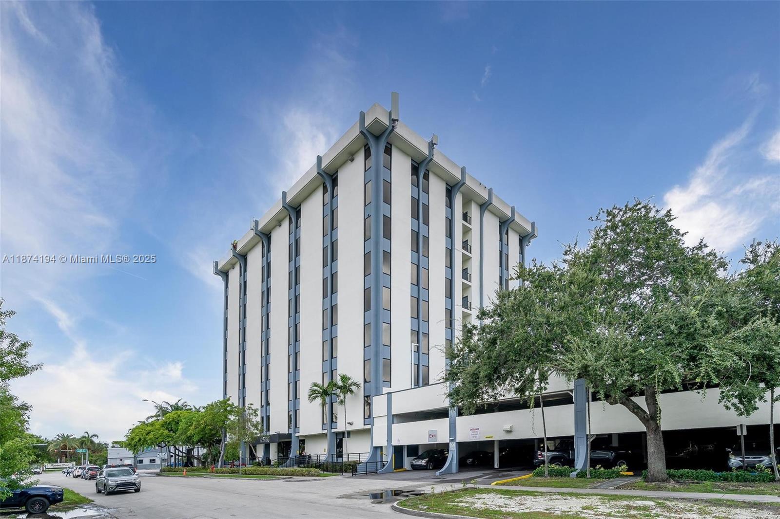 12550 Biscayne Blvd 500