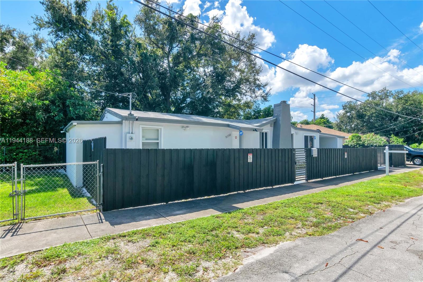 PINEWOOD PARK PL AMD 2ND - Residential