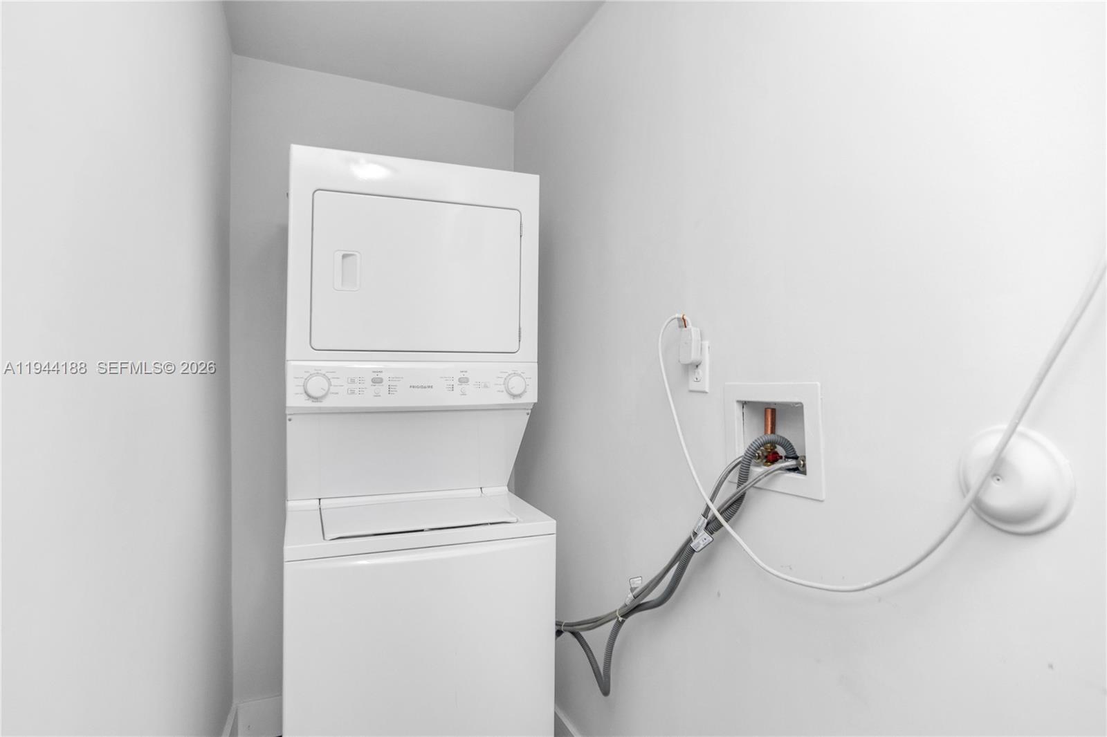 PINEWOOD PARK PL AMD 2ND - Residential