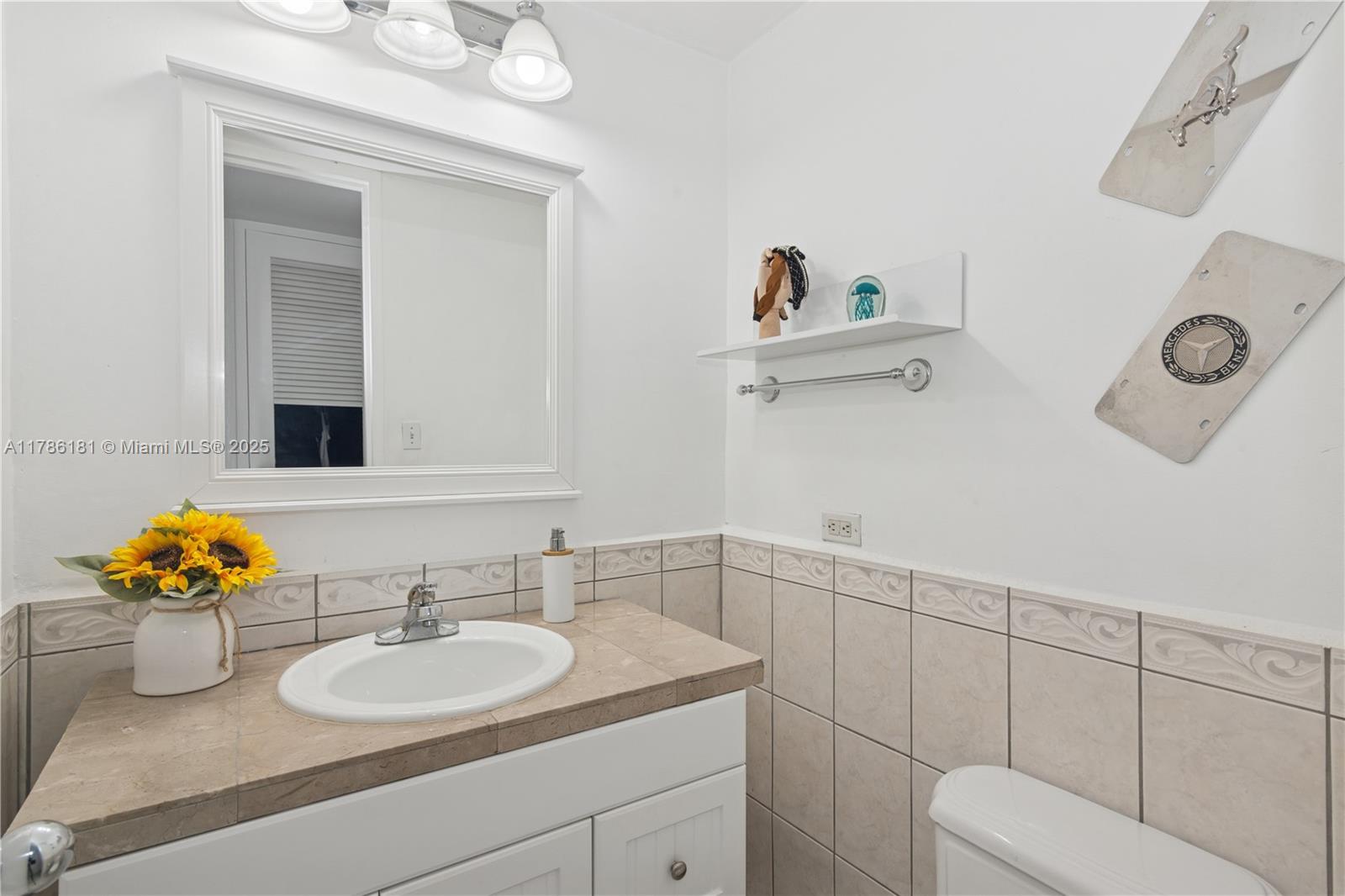 CRYSTAL HOUSE CONDO - Residential