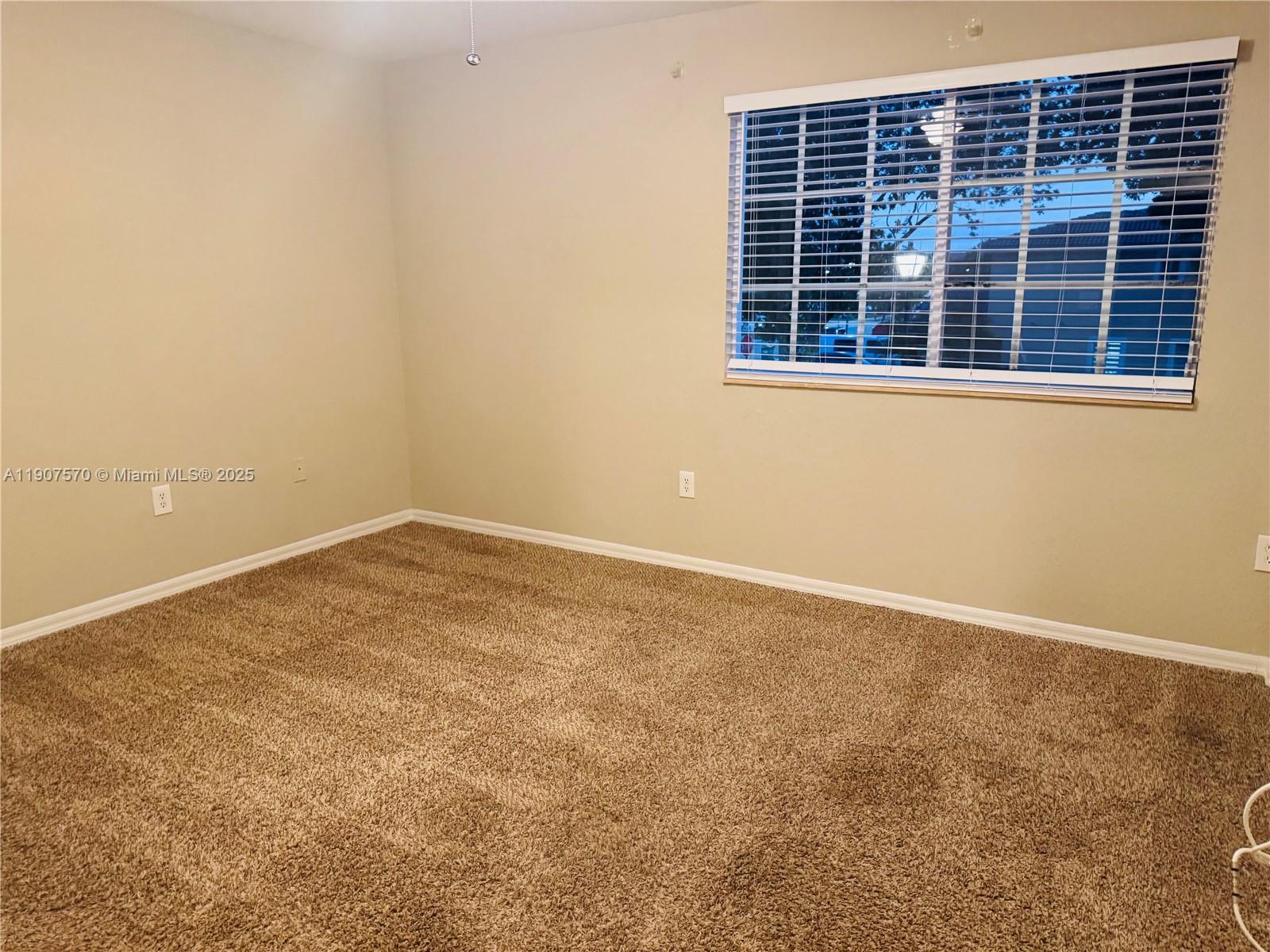 LYONS INDUSTRIAL PARK - Residential Lease