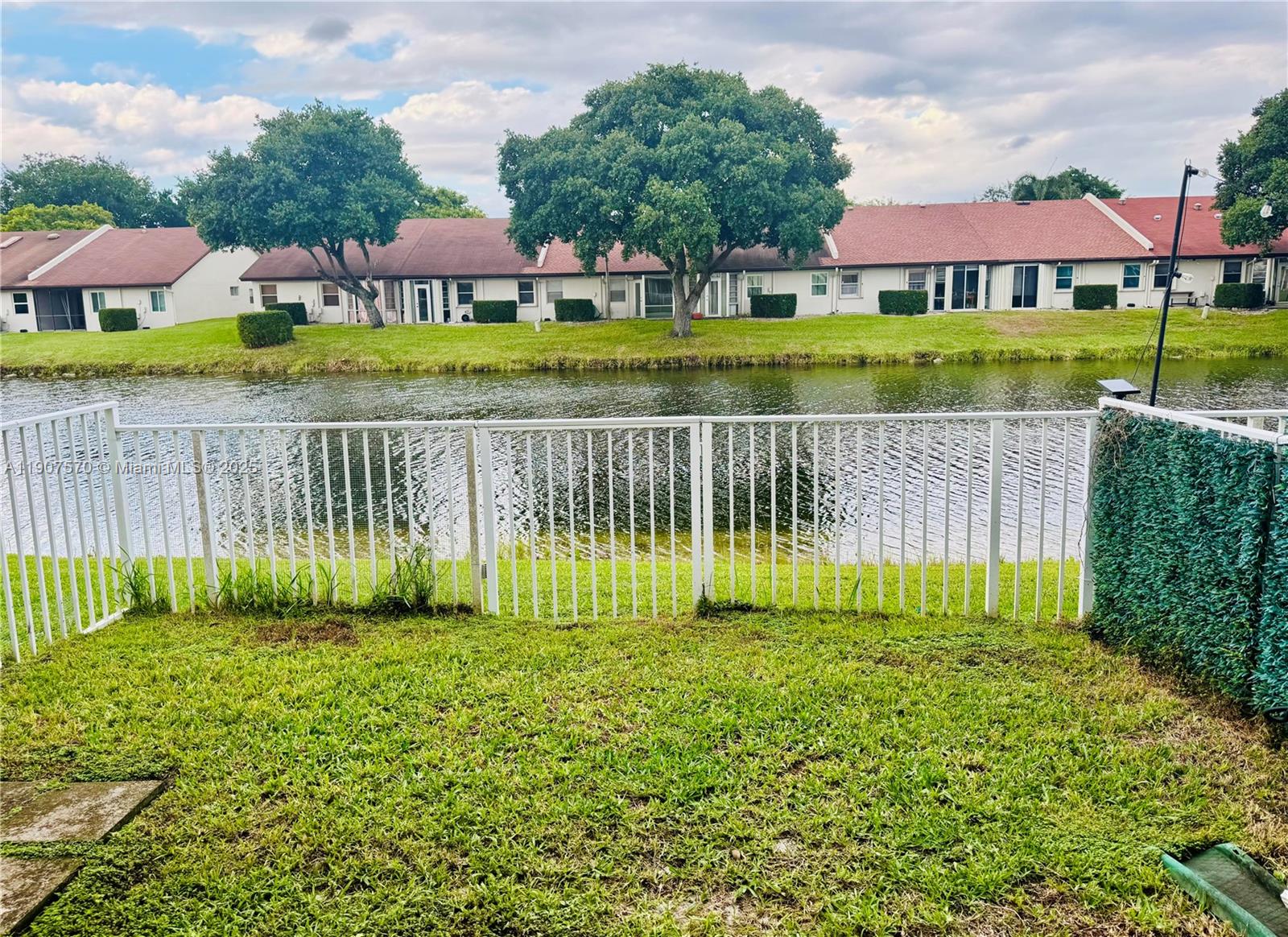 LYONS INDUSTRIAL PARK - Residential Lease