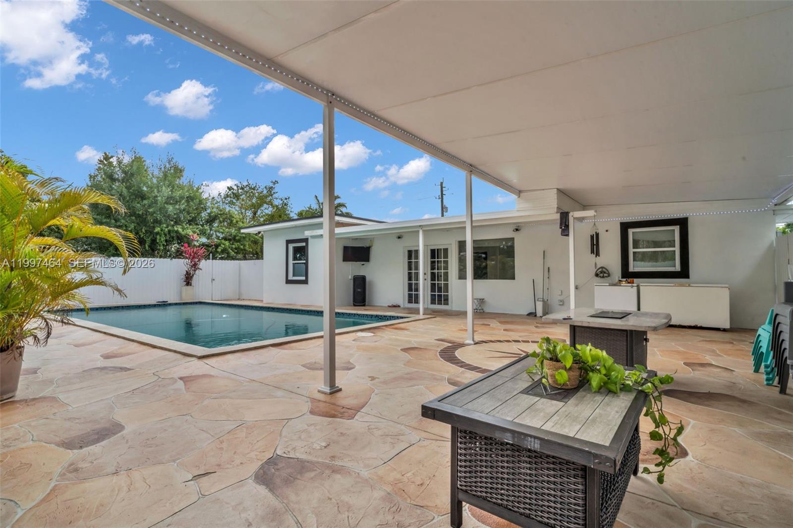 SUNNY ACRES - Residential