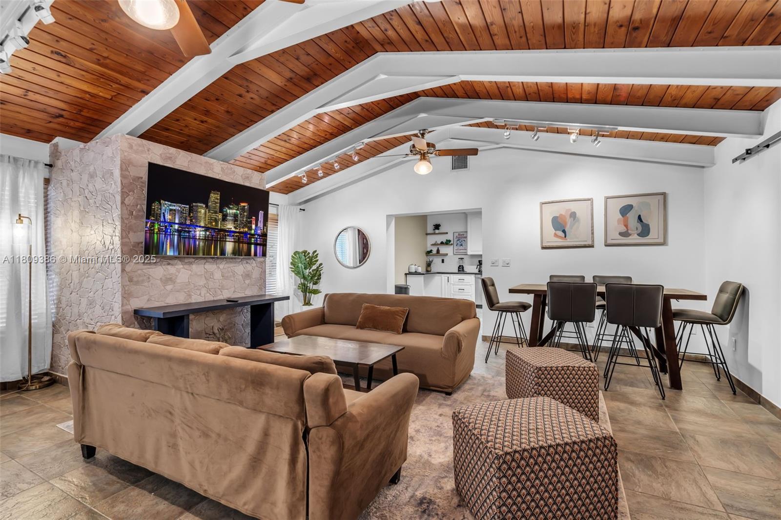 3225 SW 58th Ave