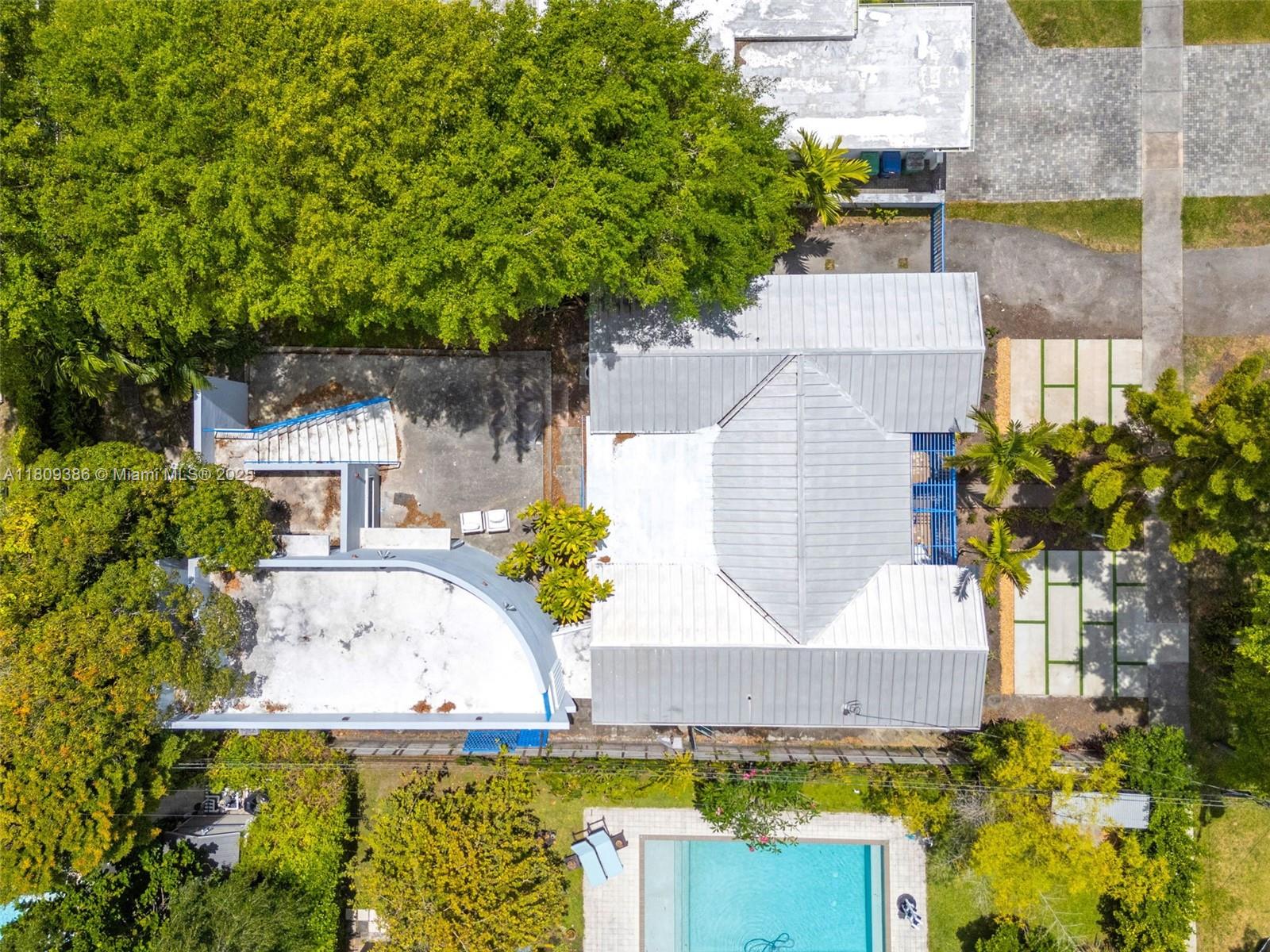 3225 SW 58th Ave