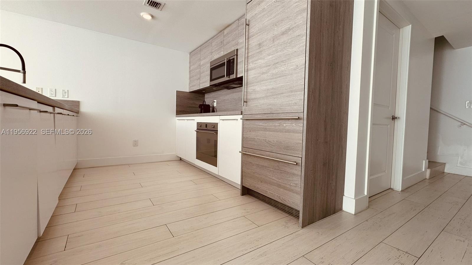 400 SUNNY ISLES CONDO WES - Residential