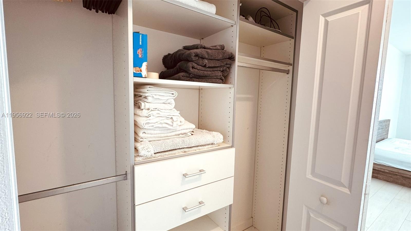 400 SUNNY ISLES CONDO WES - Residential