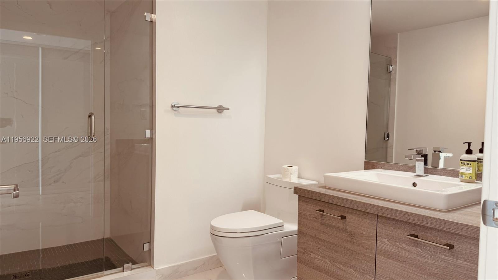 400 SUNNY ISLES CONDO WES - Residential