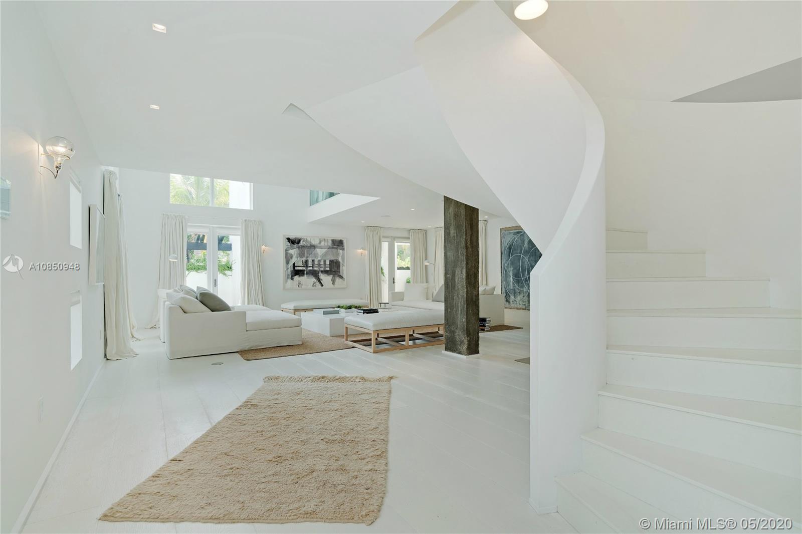 OCEAN BEACH - Residential