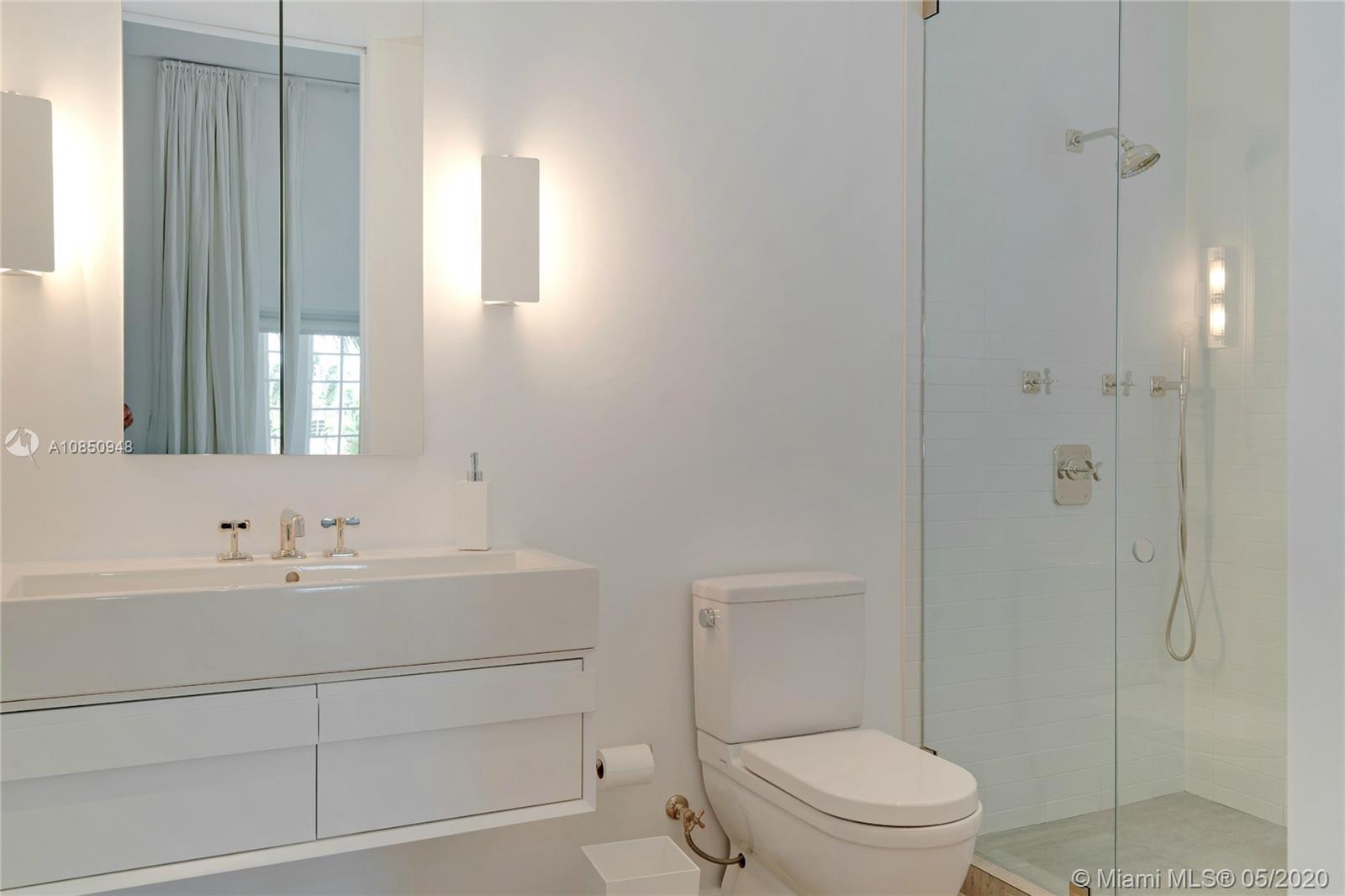 OCEAN BEACH - Residential