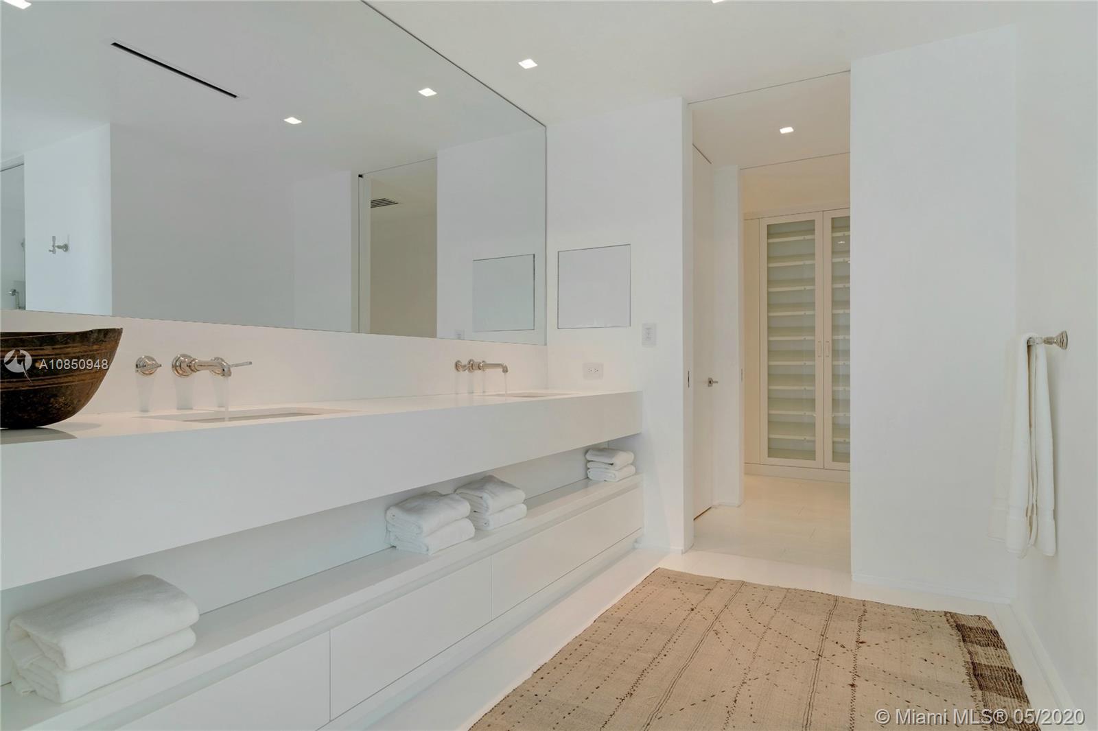 OCEAN BEACH - Residential