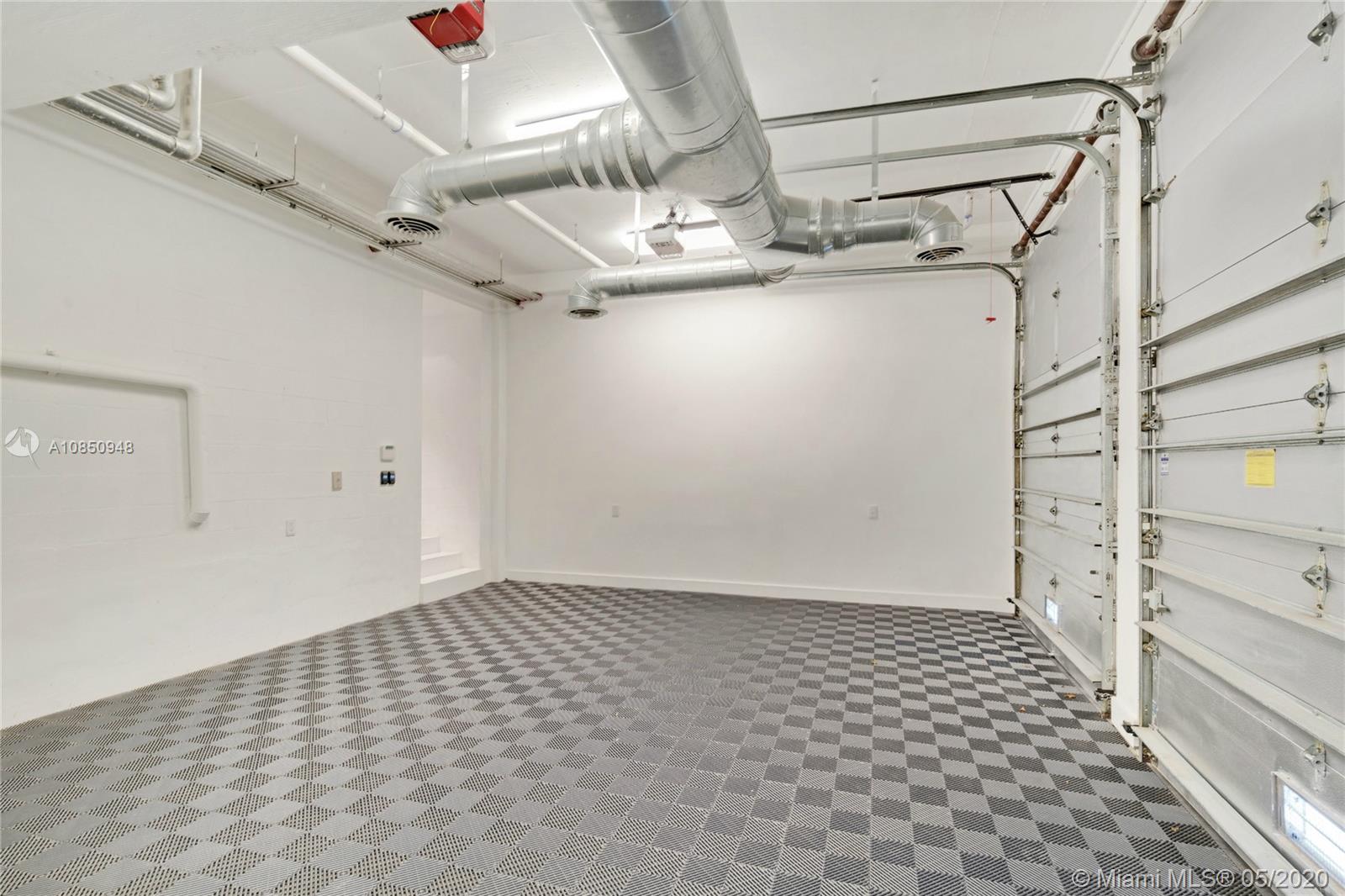 OCEAN BEACH - Residential