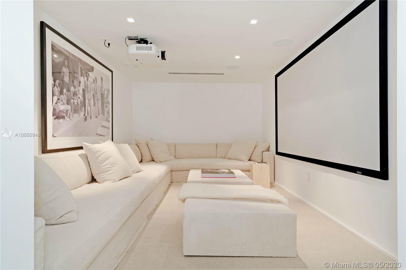 OCEAN BEACH - Residential