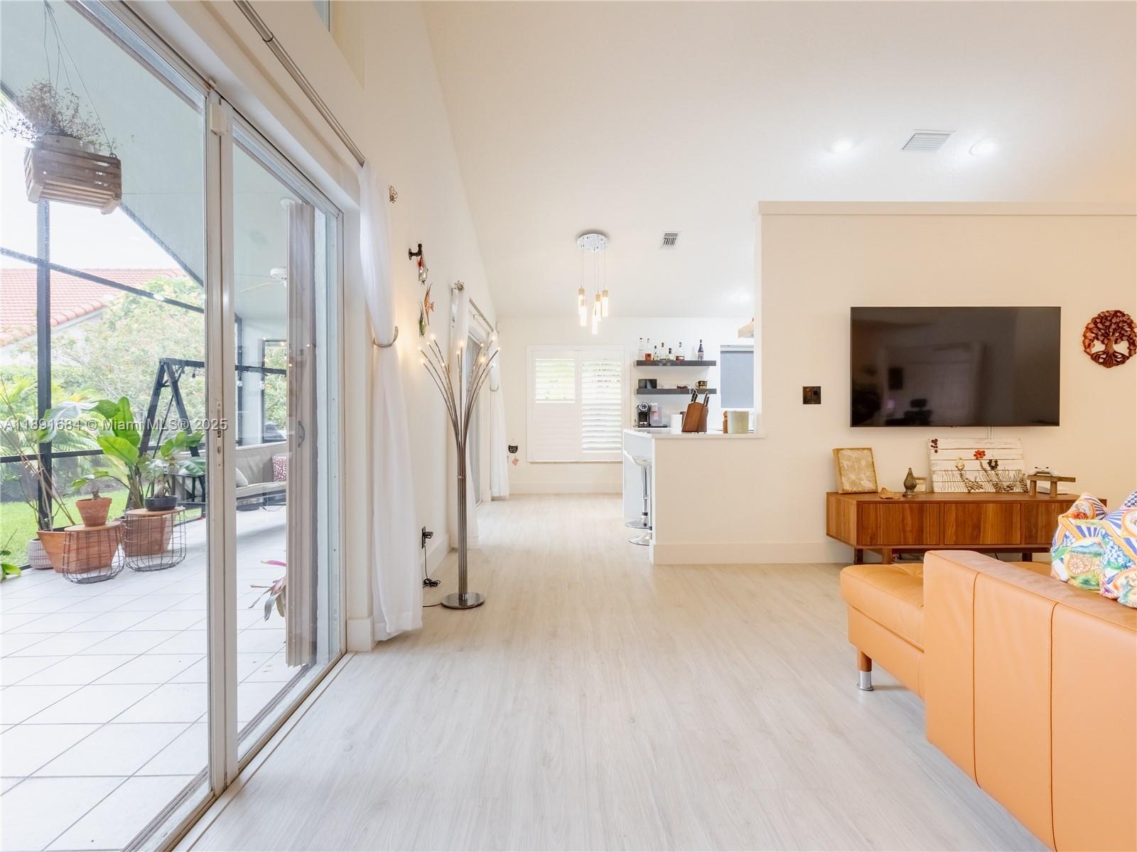 GOLF COLONY - Residential