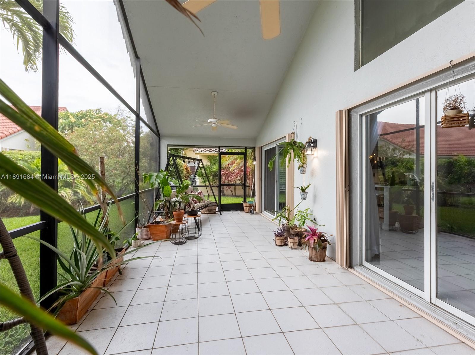 GOLF COLONY - Residential