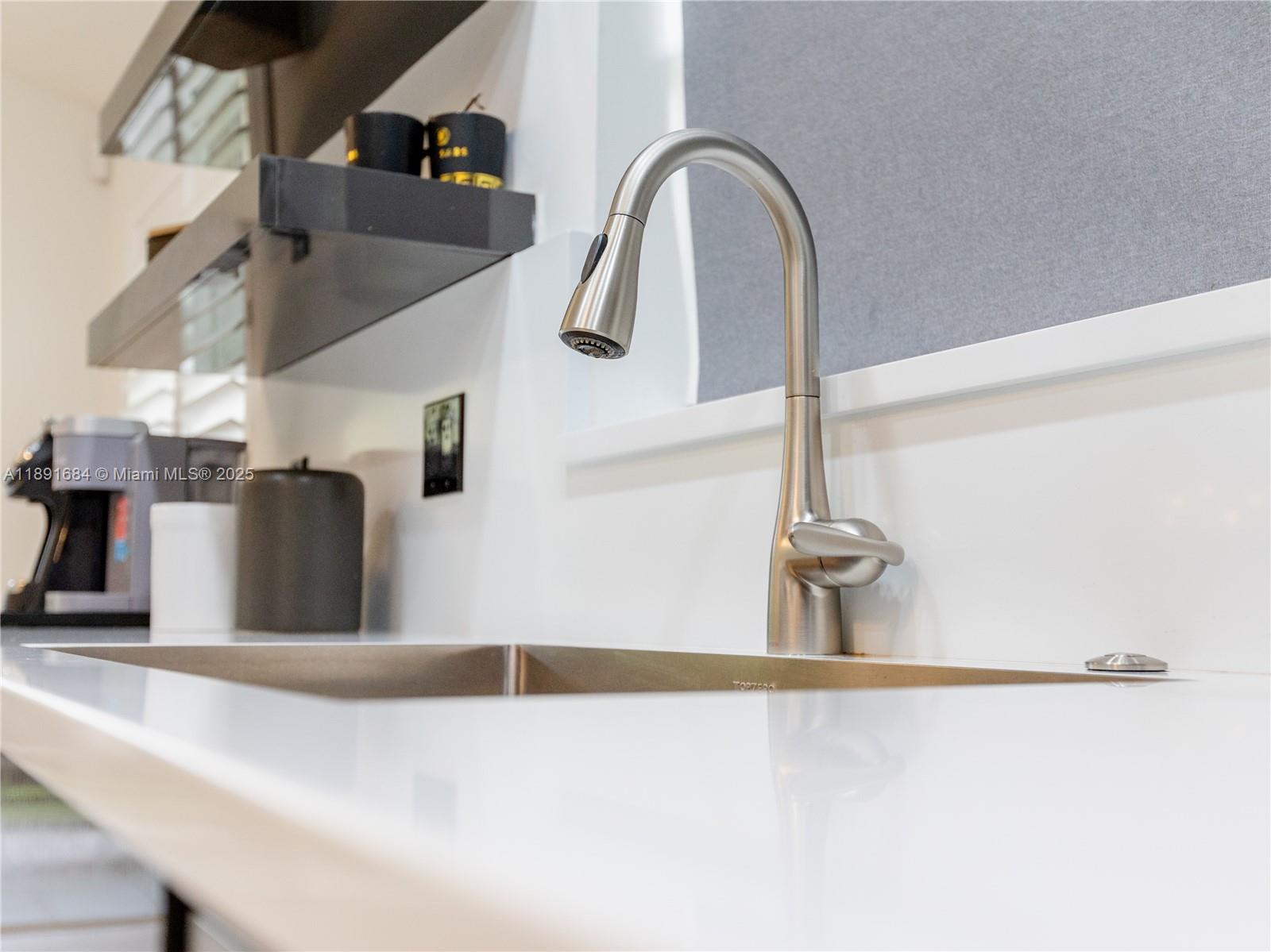 GOLF COLONY - Residential