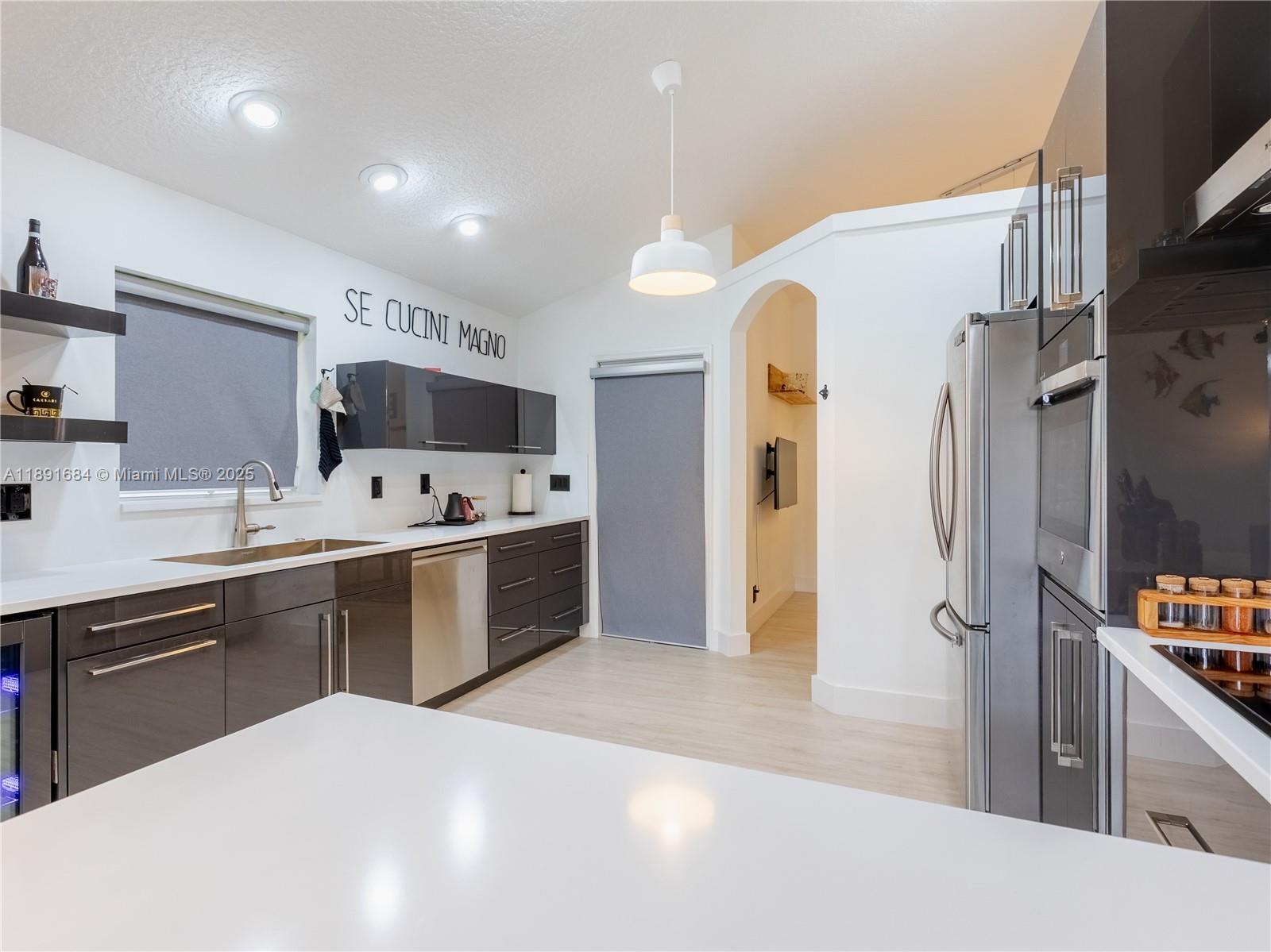 GOLF COLONY - Residential